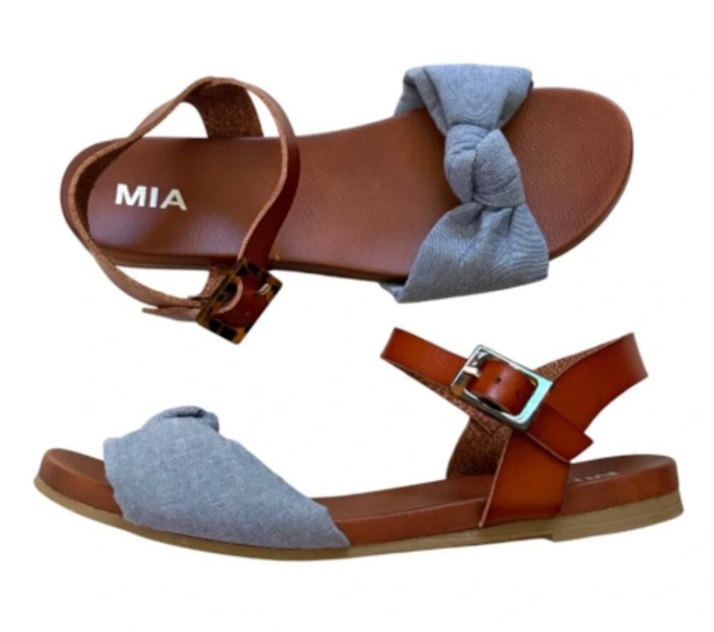 MIA Womens Addilynn Flat Sandals Size 6 Wide Blue Knotted Fabric Front NWOB